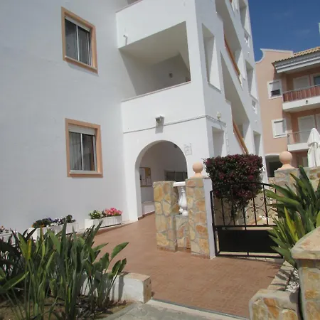 Apartment Cabrita *