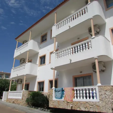 Cabrita Apartment *